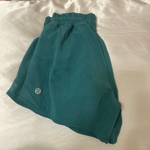 turquoise/teal Lululemon hotty hot shorts 4 inch inseam